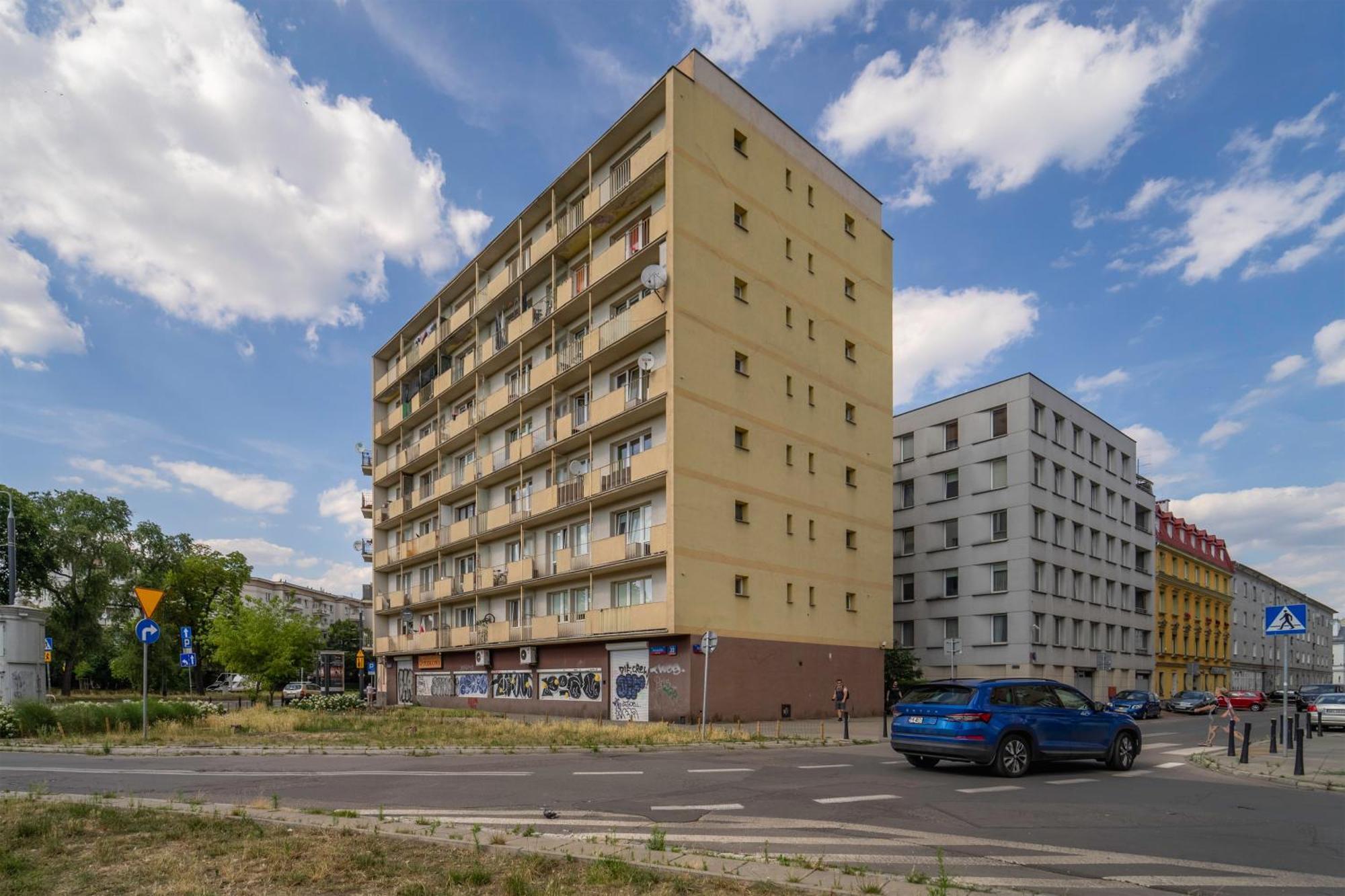 Koneser - Workspace, Balcony, Subway - By Rentujemy * Warszawa